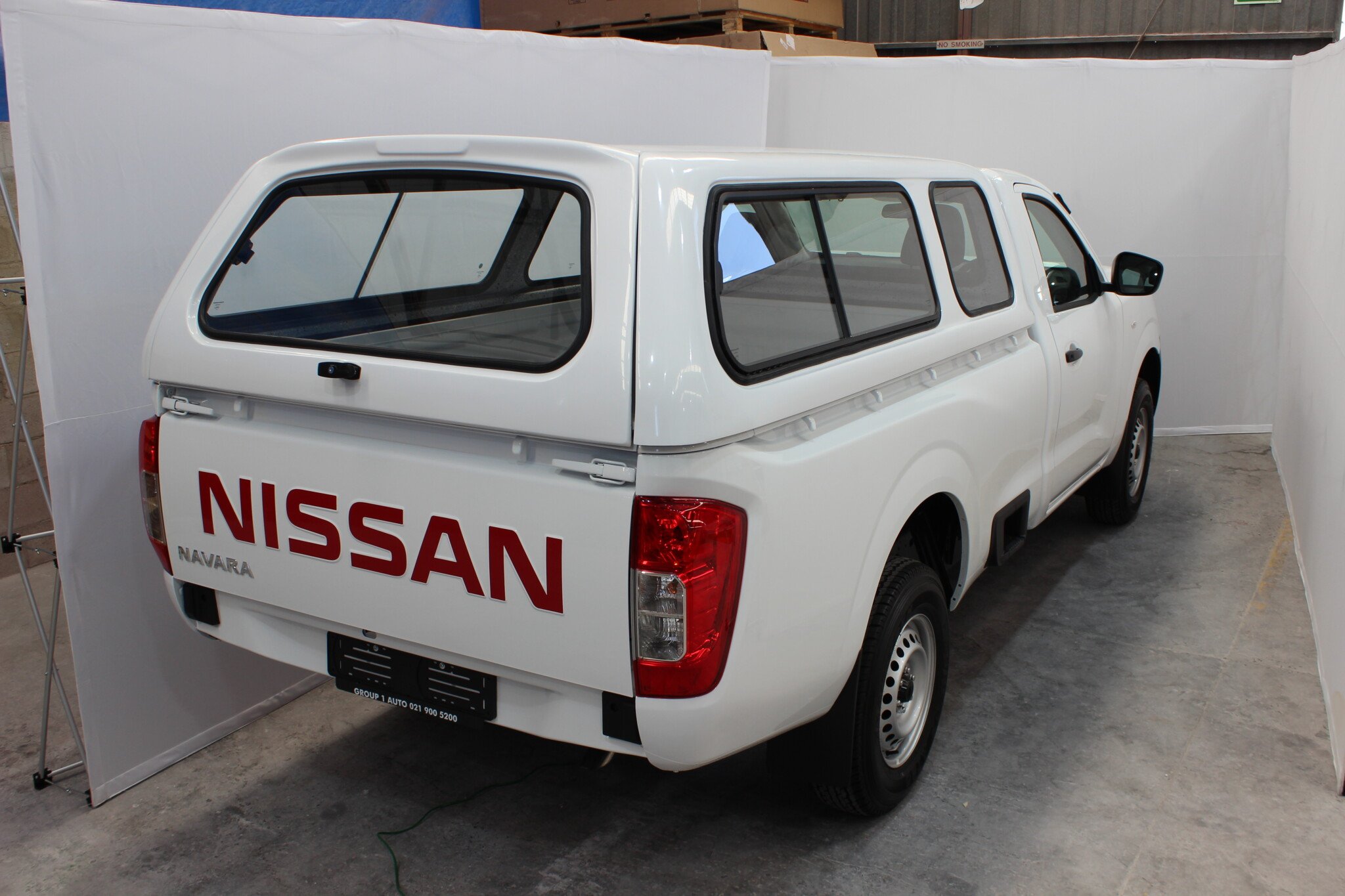 Nissan Navara Single Cab Lowline halfdoor (2021-) - Beekman Canopies